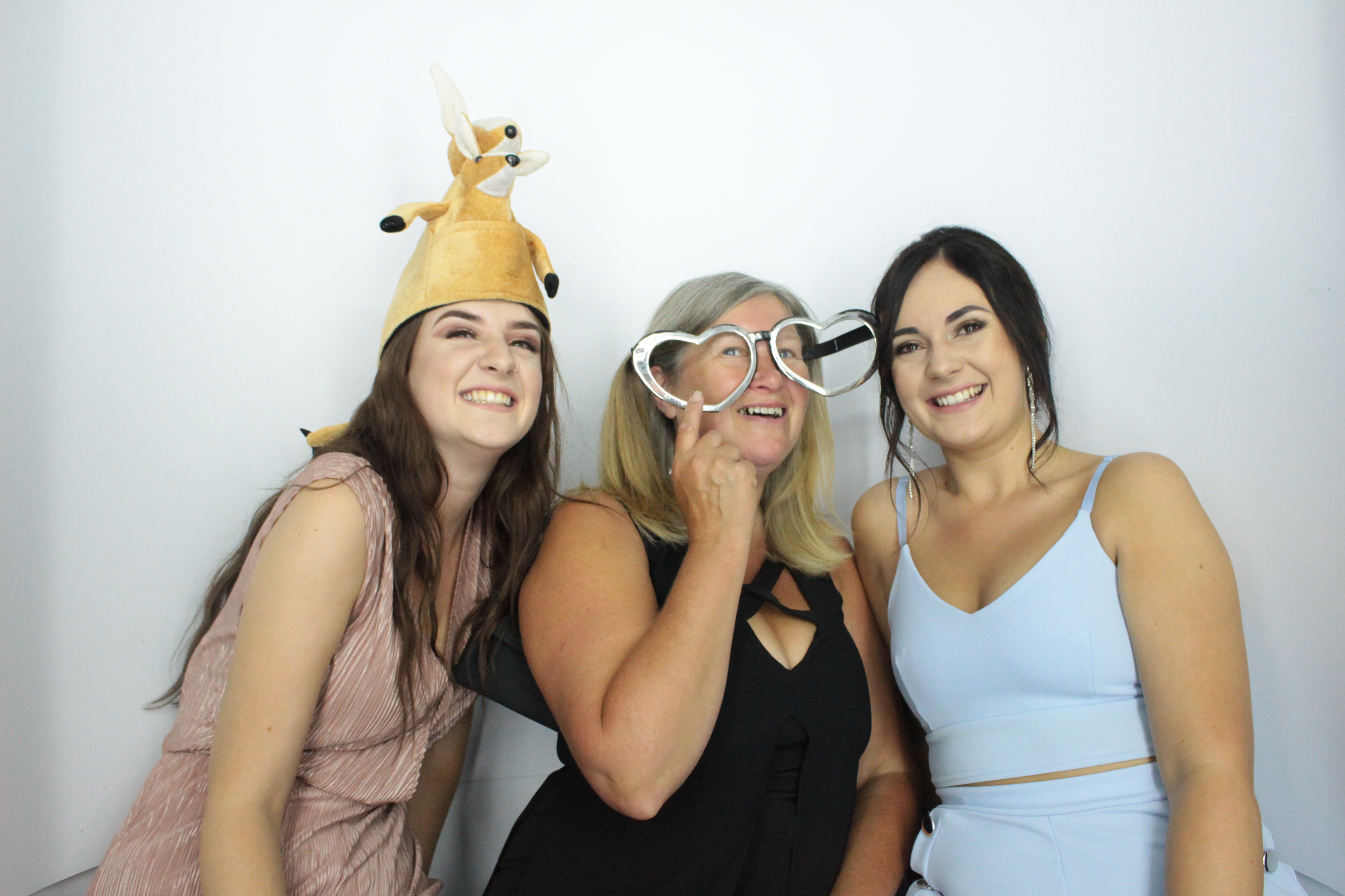 Martin & Colleen’s Joint 50th | View more photos from the event at gallery.myphotoboothexperience.co.uk/u/MyPhotoBoothExperienceLtd/Martin-Colleen’s-Joint-50th